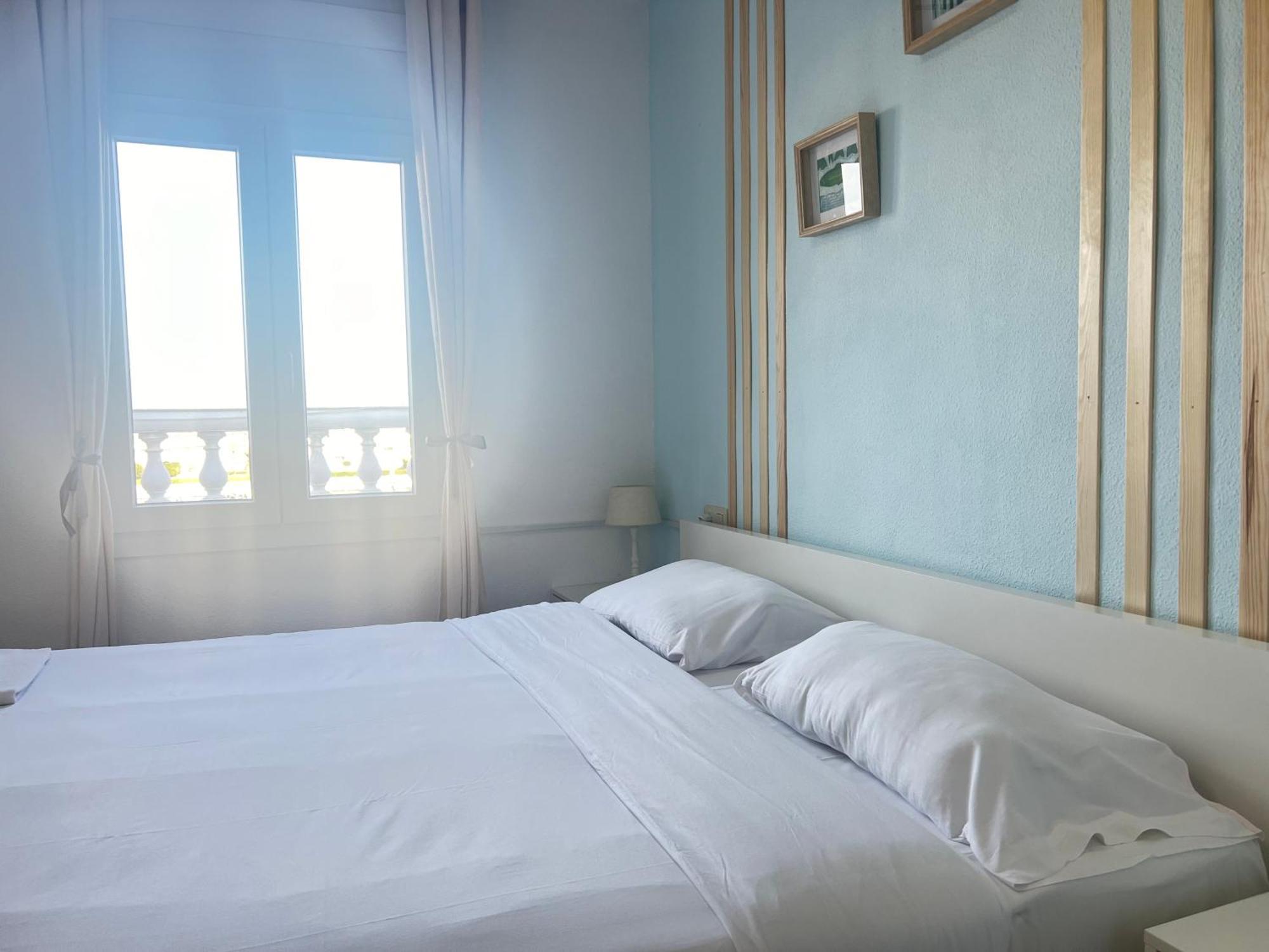 Apartamento Gran Lago Con Vistas Al Canal Empuriabrava Luaran gambar